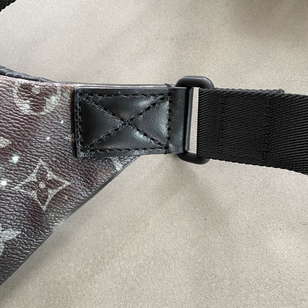 Authentic Louis Vuitton Galaxy Collection Bumbag! - Picture 6 of 7